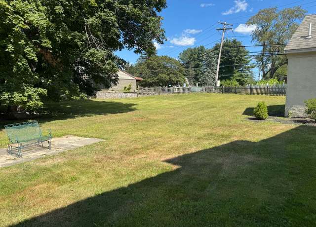 Photo of 106 Arlington Ave Unit 2, Dracut, MA 01826