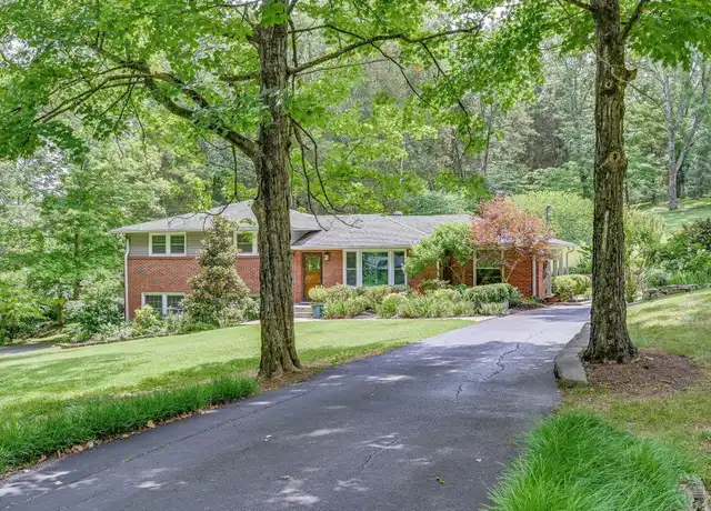 Property at 682 Shawnee Dr, Nashville, TN, 37205, 4 beds, 3 baths, [object Object]