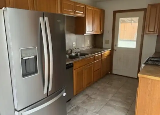 Property at 2404 Wisconsin St SW, Cedar Rapids, IA, 52404, 3 beds, 1 bath, [object Object]