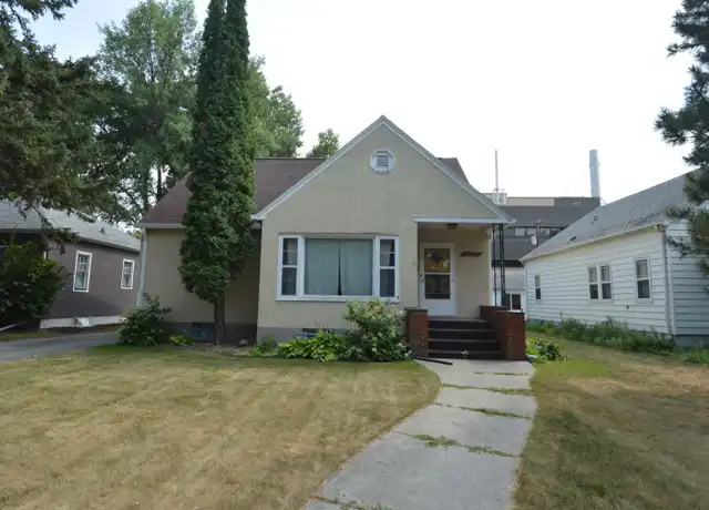 Property at 2327 University Ave Unit Main, Grand Forks, ND, 58203, 2 beds, 2 baths, [object Object]