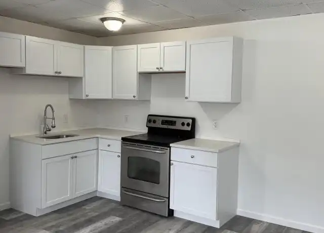 Property at 100 S Van Buren Ave Unit b1, Scranton, PA, 18504, 2 beds, 1 bath, [object Object]