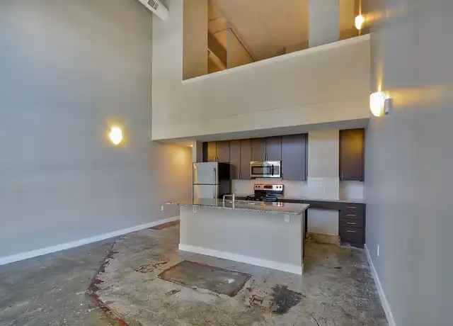 Property at R&T Lofts - 717 Locust St, Des Moines, IA, 50309, 2 beds, 1-2 bath, [object Object]