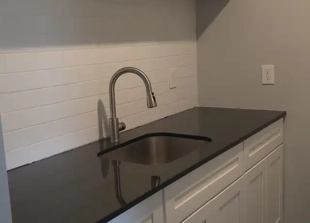 Property at 10209 Wiggins St Unit 8, Houston, TX, 77029, 1 bed, 1 bath, [object Object]