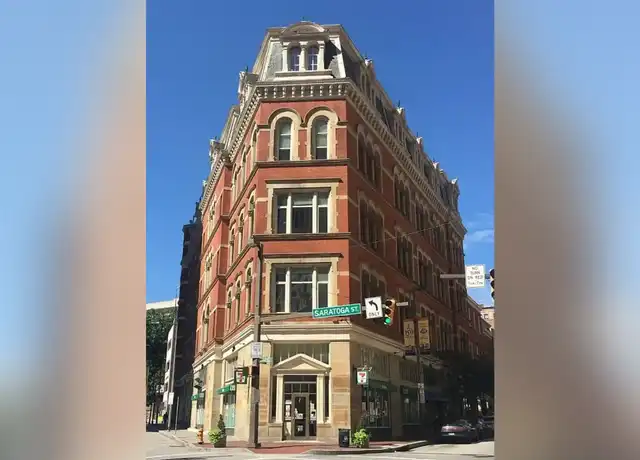 Property at GLC 300 N Charles LLC - 300 N Charles St, Baltimore, MD, 21201, 1 bed, 1 bath, [object Object]