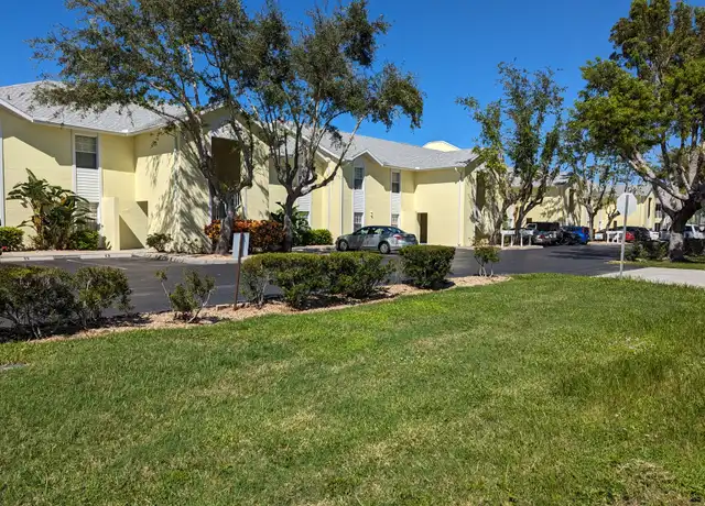 Property at 4615 SW 8th Ct Unit 4, Cape Coral, FL, 33914, 2 beds, 2 baths, [object Object]