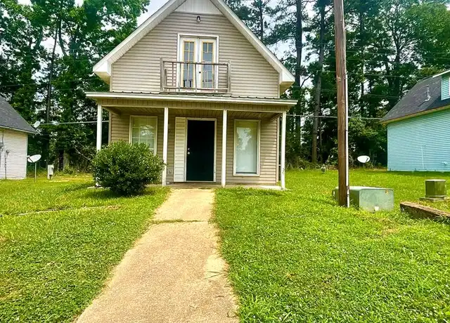 Property at 110 Money St, Tupelo, MS, 38801, 3 beds, 2 baths, [object Object]