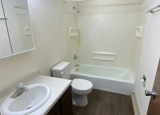 Property at 1917 N 21st St, Superior, WI, 54880, 2 beds, 1 bath, [object Object]