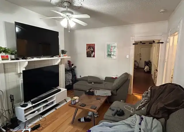 Property at 2718 N Wilton Ave Unit 1, Chicago, IL, 60614, 2 beds, 1 bath, [object Object]