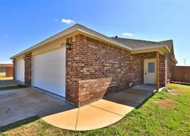Property at 6021 Jennings Dr, Abilene, TX, 79606, 3 beds, 2 baths, [object Object]