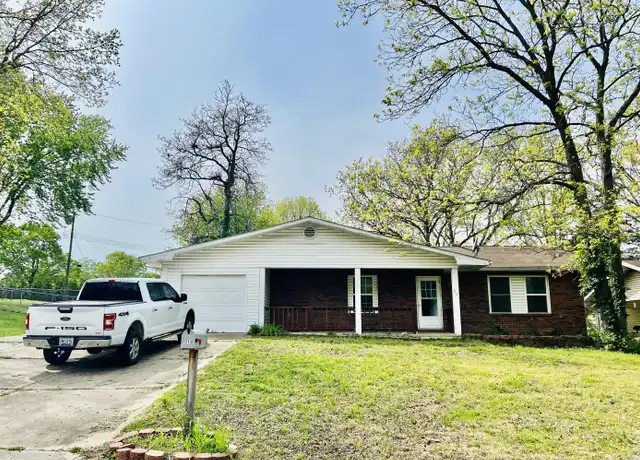 Property at 213 Circle Dr, Owensville, MO, 65066, 3 beds, 2 baths, [object Object]