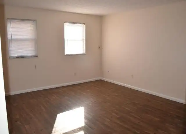 Property at 1283 Indianola Ave, Columbus, OH, 43201, 2 beds, 1 bath, [object Object]