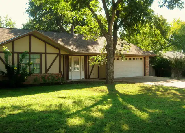 Property at 255 Meadowlakes Dr, Meadowlakes, TX, 78654, 3 beds, 2 baths, [object Object]
