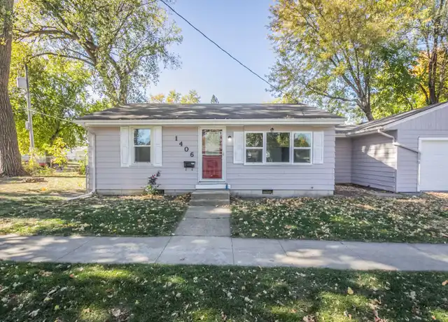 Property at 1406 E 27th Ct, Des Moines, IA, 50317, 2 beds, 1 bath, [object Object]