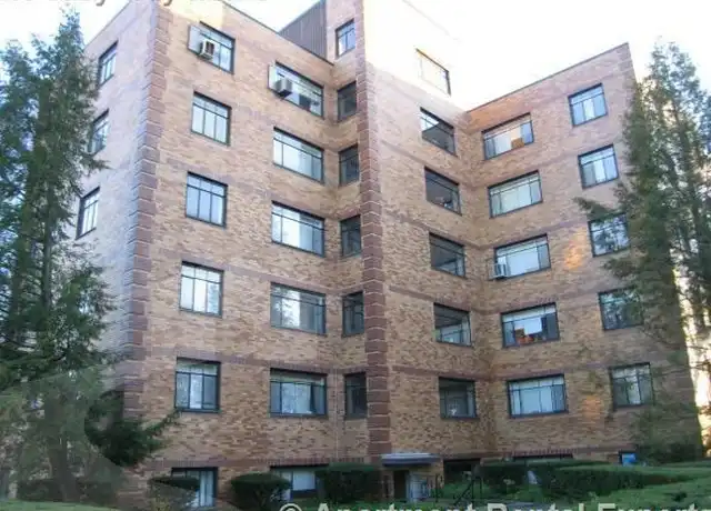 Property at 276 Massachusetts Ave Unit 215, Arlington, MA, 02474, 1 bed, 1 bath, [object Object]