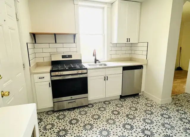 Property at 359 Hamilton St Apt 4, Albany, NY, 12210, 2 beds, 1 bath, [object Object]