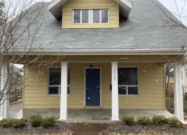 Property at 1707 Walnut St, La Grande, OR, 97850, 3 beds, 2 baths, [object Object]