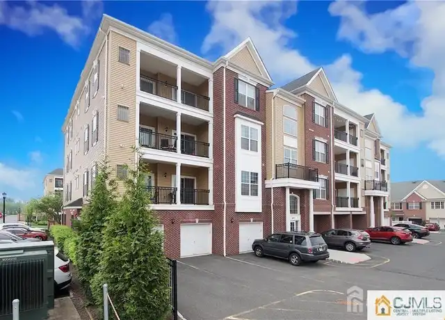 Property at 613 Doral Ct, Piscataway, NJ, 08854, 2 beds, 2 baths, [object Object]
