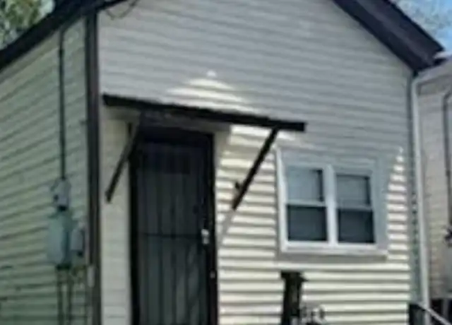 Property at 2813 S 5th St, Louisville, KY, 40208, 2 beds, 1 bath, [object Object]