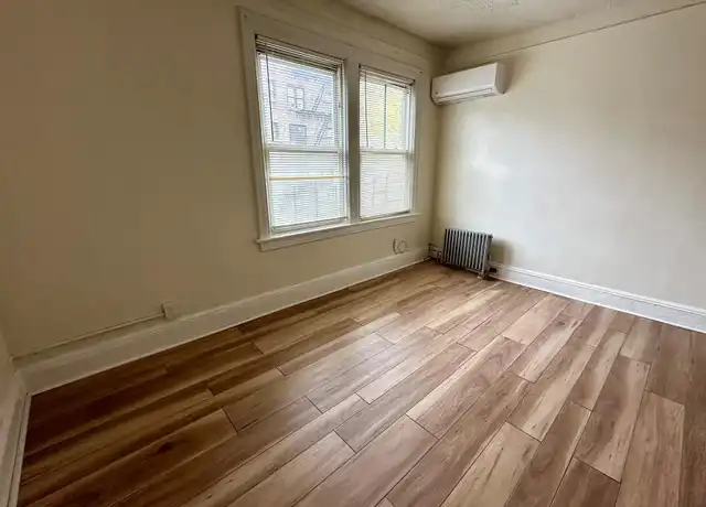 Property at 153 Radford St Unit 2, Yonkers, NY, 10705, 3 beds, 1 bath, [object Object]