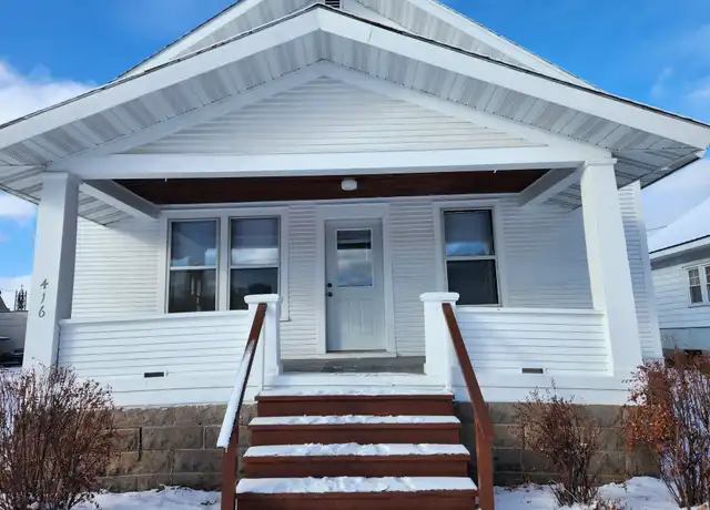 Property at 416 Seaver St, Eau Claire, WI, 54701, 5 beds, 1 bath, [object Object]
