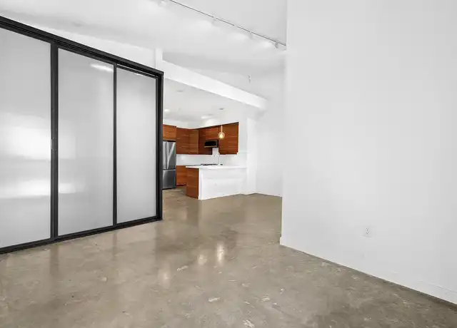 Property at Harvard St Lofts - 2729 Wilshire Blvd, Santa Monica, CA, 90403, 0 beds, 1 bath, [object Object]