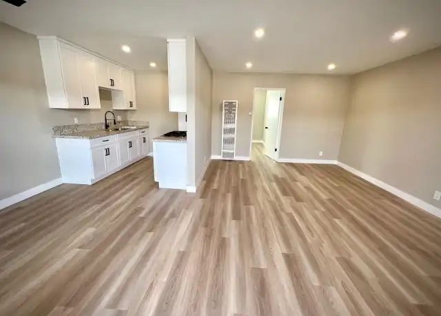 Property at 2306 Miravista Ave Unit 06, Montrose, CA, 91020, 1 bed, 1 bath, [object Object]