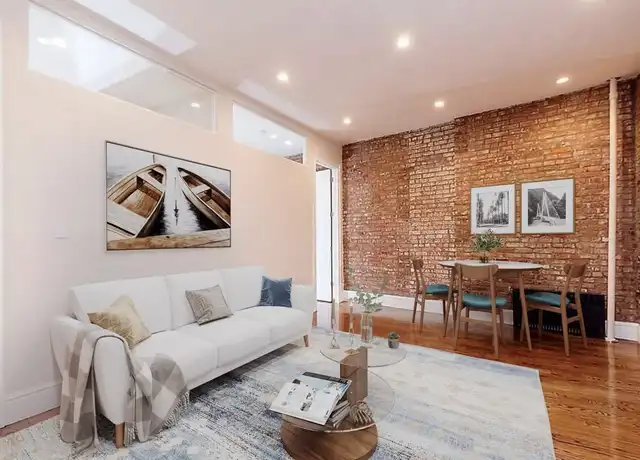 Property at 61 Grove St Unit 3B, New York, NY, 10014, 4 beds, 2 baths, [object Object]