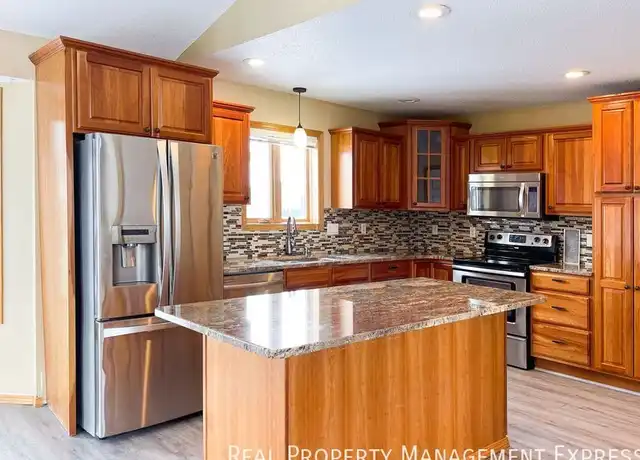 Property at 4107 S Florence Ave, Sioux Falls, SD, 57103, 4 beds, 3.5 baths, [object Object]