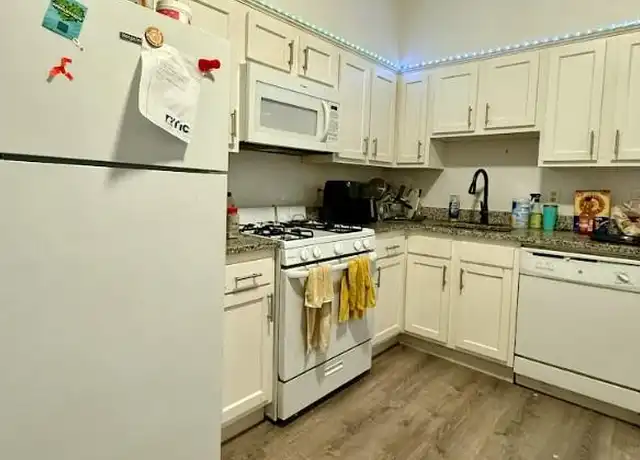 Property at 33 Gay Head St, Jamaica Plain, MA, 02130, 3 beds, 1 bath, [object Object]