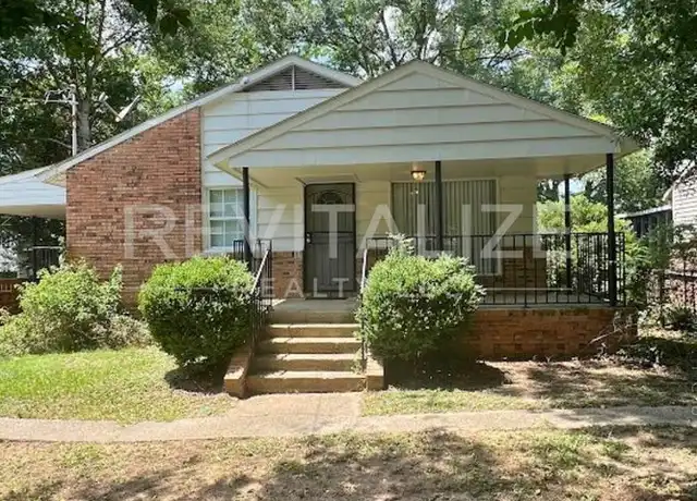 Property at 4010 Cresthaven Rd, Mobile, AL, 36609, 3 beds, 2 baths, [object Object]