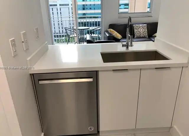Property at 185 SE 14th Ter #1009, Miami, FL, 33131, 1 bed, 1 bath, [object Object]