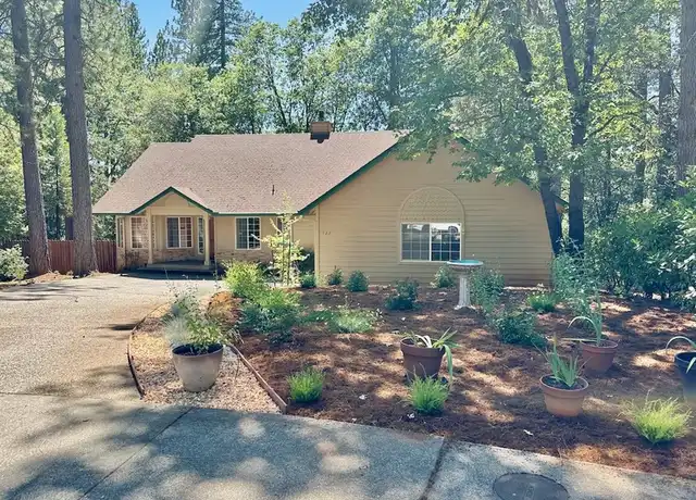 Property at 122 Sterling Ct, Grass Valley, CA, 95949, 3 beds, 2 baths, [object Object]
