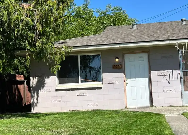 Property at 907 W Spruce St Unit 2, Yakima, WA, 98902, 1 bed, 1 bath, [object Object]