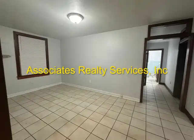 Property at 2501 NW 6th St Unit 990-6, Gainesville, FL, 32609, 2 beds, 1 bath, [object Object]