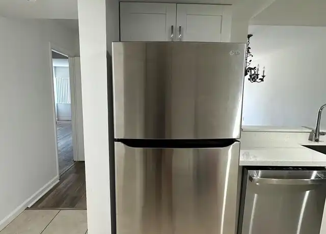 Property at 721 N Pine Island Rd #114, Plantation, FL, 33324, 1 bed, 1.5 baths, [object Object]