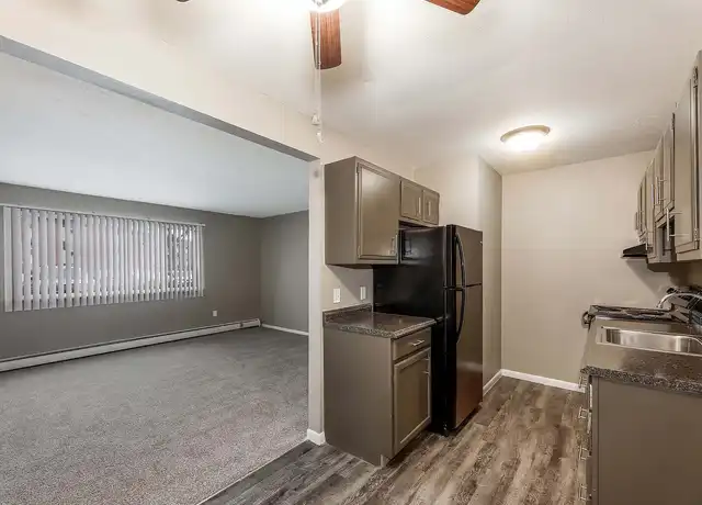 Property at Valley Park - 1801 Christian Ave, Toledo, OH, 43613, 1 bed, 1 bath, [object Object]