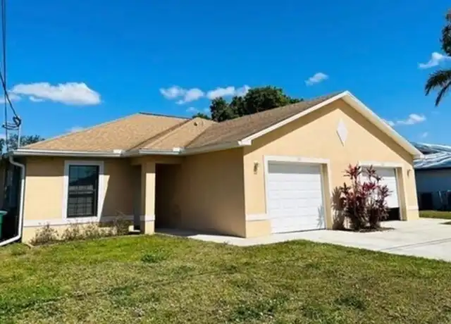 Property at 703 SE 4th Ter Unit 703, Cape Coral, FL, 33990, 3 beds, 2 baths, [object Object]