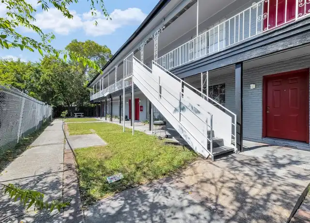 Property at 3040 Golfcrest Blvd Unit 4, Houston, TX, 77087, 1 bed, 1 bath, [object Object]