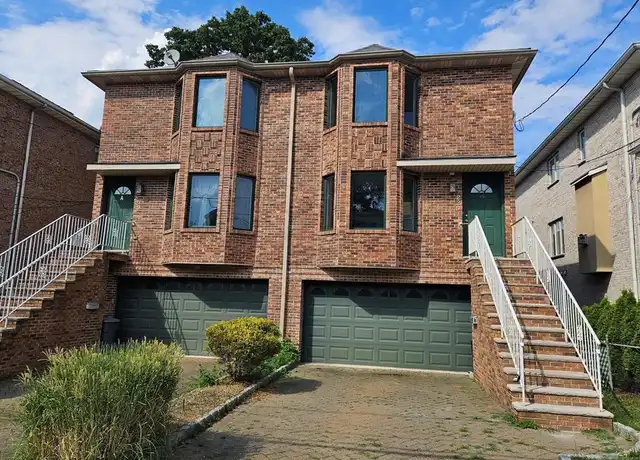 Property at 229 Franklin Ave Unit B, Cliffside Park, NJ, 07010, 4 beds, 3.5 baths, [object Object]