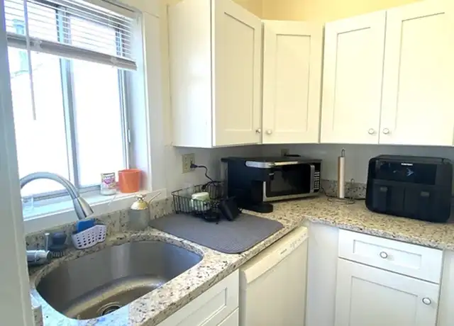Property at 41 Ardell St #2, Quincy, MA, 02171, 2 beds, 1 bath, [object Object]