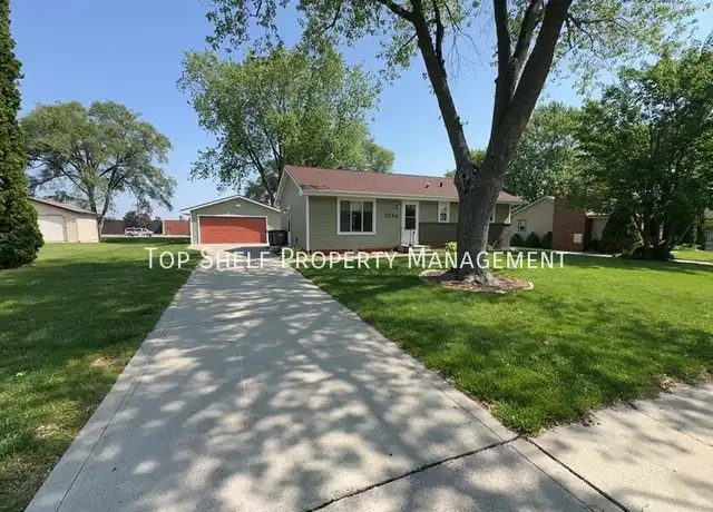 Property at 5234 Jennifer Dr, Pleasant Hill, IA, 50327, 3 beds, 2 baths, [object Object]