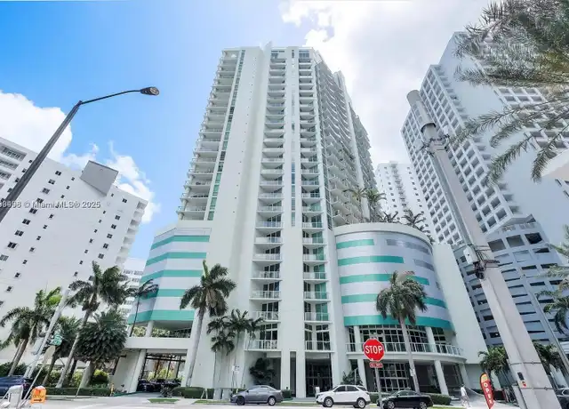 Property at 218 SE 14th St #1804, Miami, FL, 33131, 1 bed, 1 bath, [object Object]