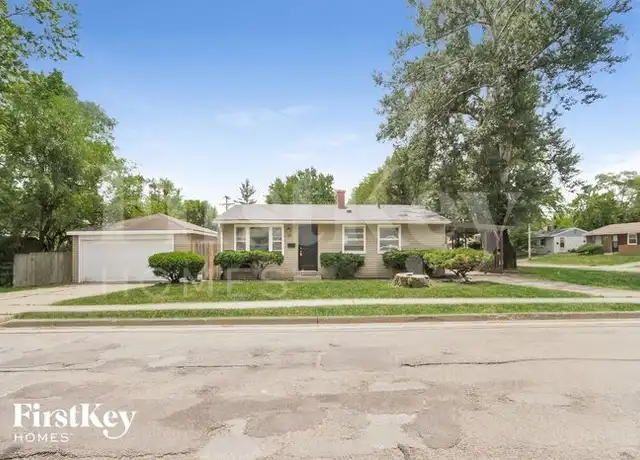 Property at 57 Golfview Ln, Carpentersville, IL, 60110, 3 beds, 1 bath, [object Object]