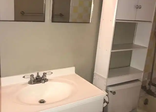 Property at 899 Canyon Rd Unit 4, Logan, UT, 84321, 2 beds, 1 bath, [object Object]