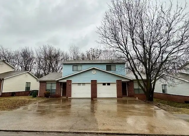 Property at 910 S Green Point Trce, Fayetteville, AR, 72704, 2 beds, 2 baths, [object Object]