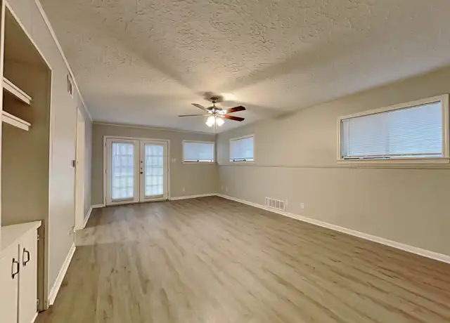 Property at 13415 Spring Grove Ave, Dallas, TX, 75240, 5 beds, 2.5 baths, [object Object]