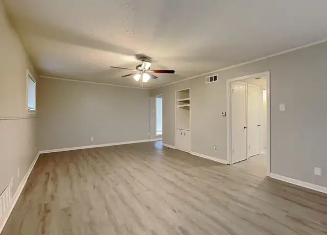 Property at 13415 Spring Grove Ave, Dallas, TX, 75240, 5 beds, 2.5 baths, [object Object]