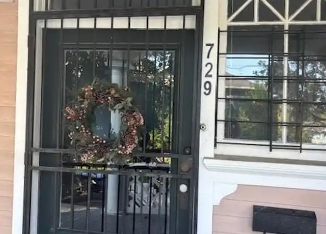 Property at 729 Pine St, New Orleans, LA, 70118, 3 beds, 1 bath, [object Object]