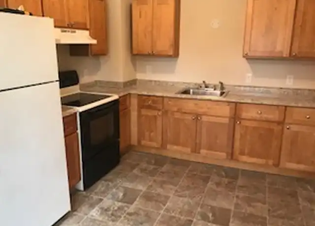 Property at 312 W Pine St Unit 2, Shelton, WA, 98584, 2 beds, 1 bath, [object Object]