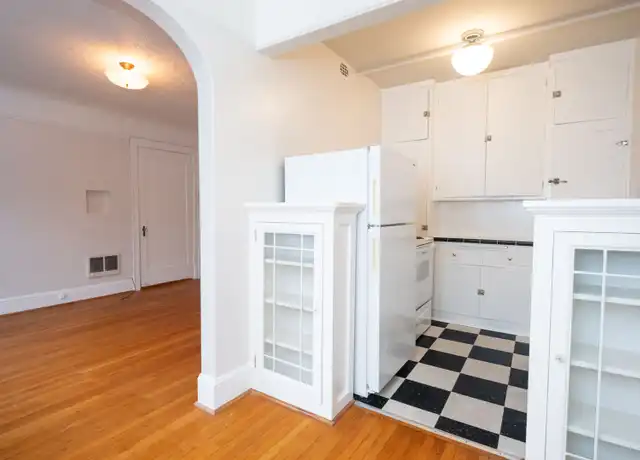 Property at THE BARCELONA APARTMENTS (TILM01) - 1953 NW Irving St, Portland, OR, 97209, 0 beds, 1 bath, [object Object]